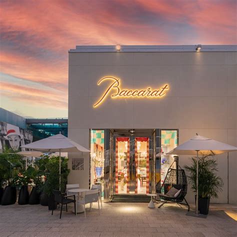 baccarat lounge miami